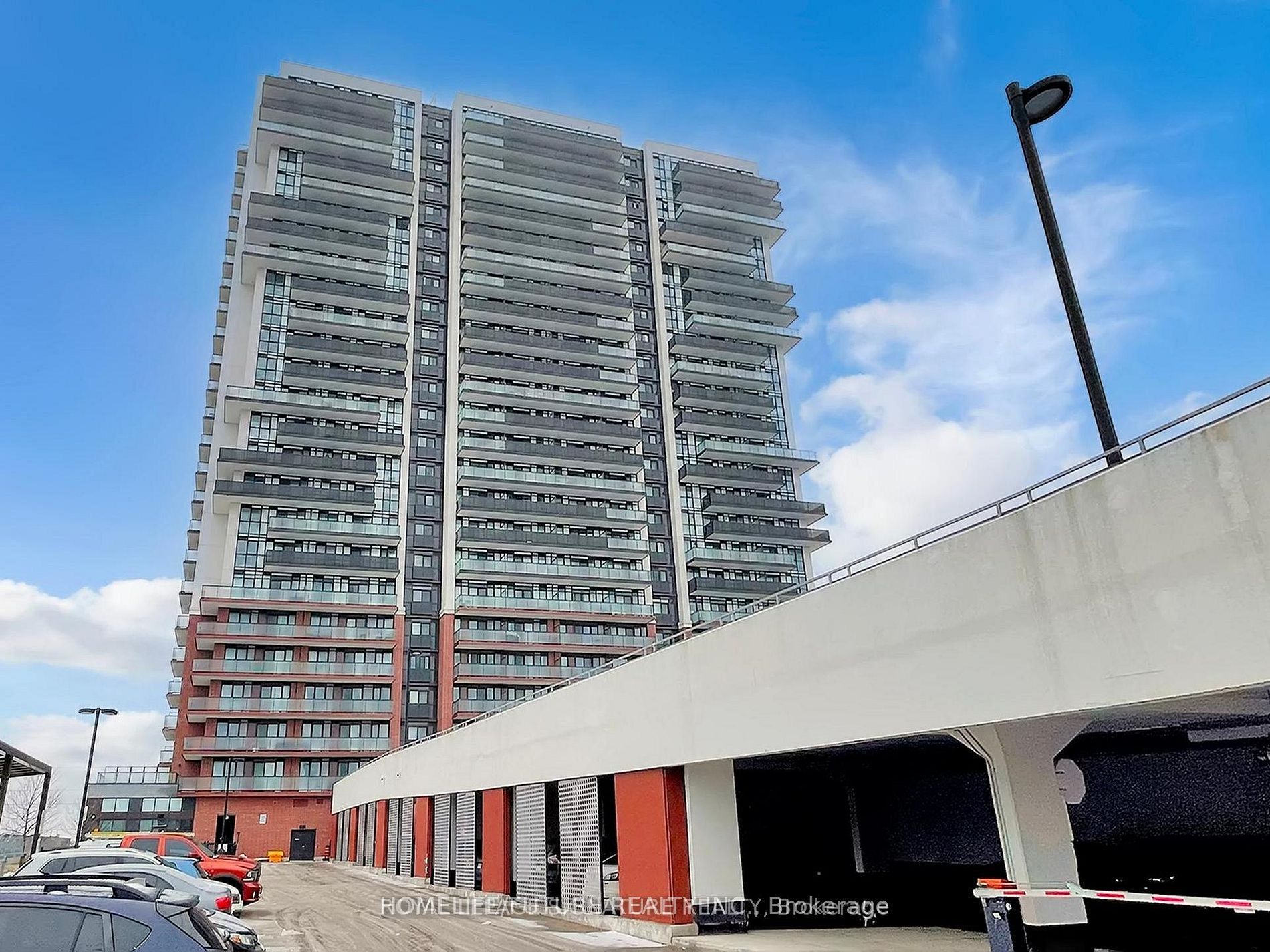 407-2550 Simcoe Street N, Oshawa, ON, L1L 0R5
