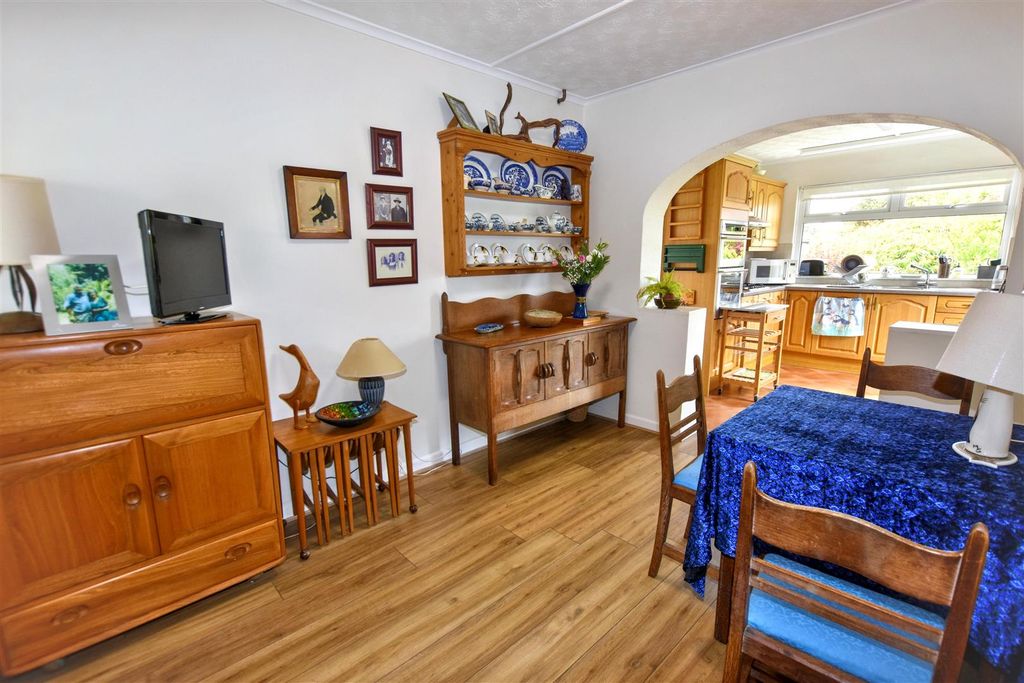 Additional image 5 of 3 bed detached bungalow for saleAlbany Gardens, Redruth TR15