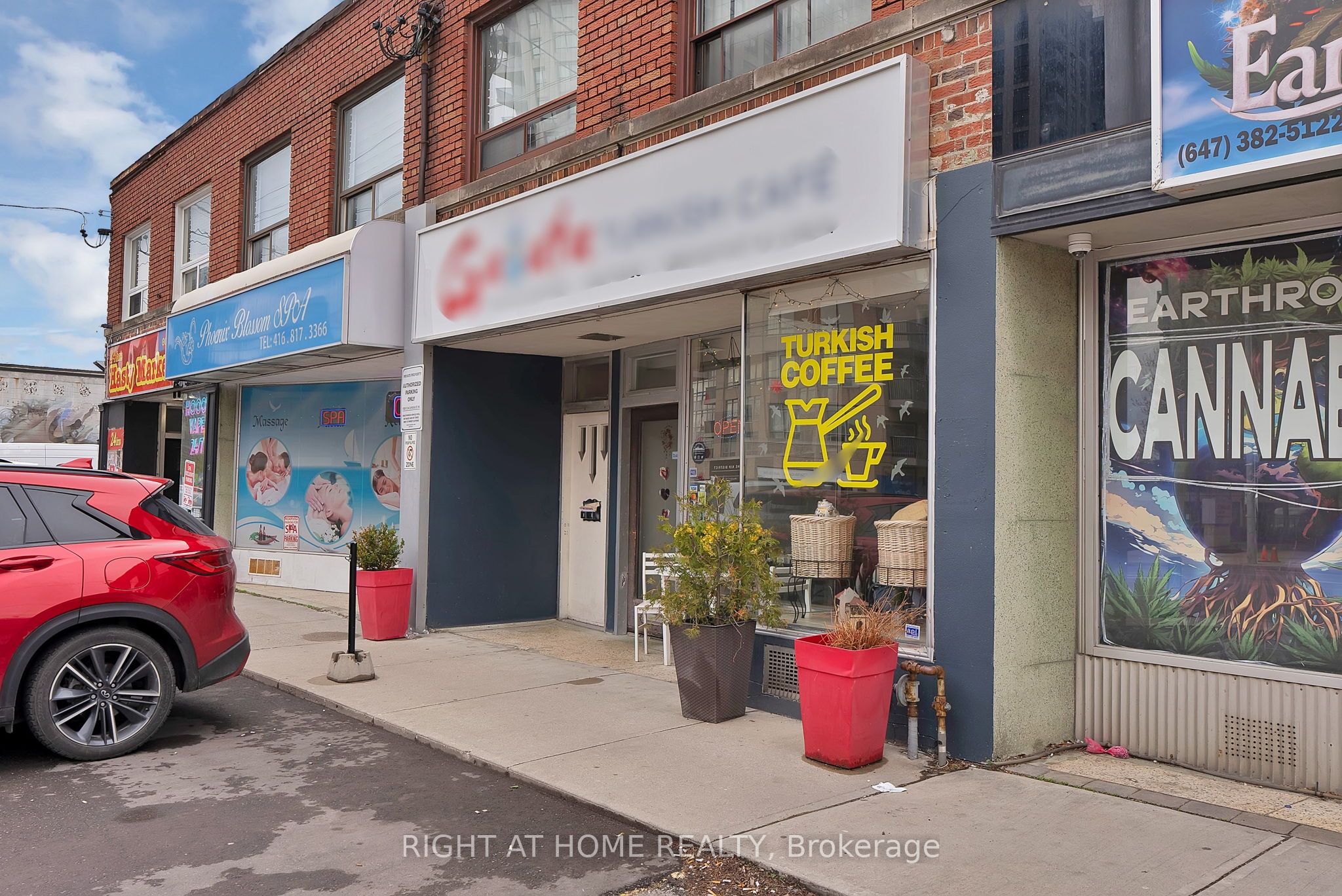 5122 Dundas Street W, Toronto, ON, M9A 1C2