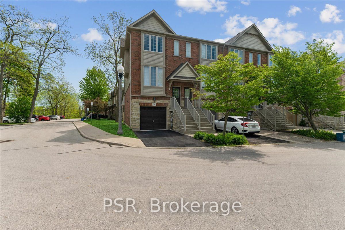 30 Chapman Lane, Hamilton, ON, L9G 0A5 photo 3