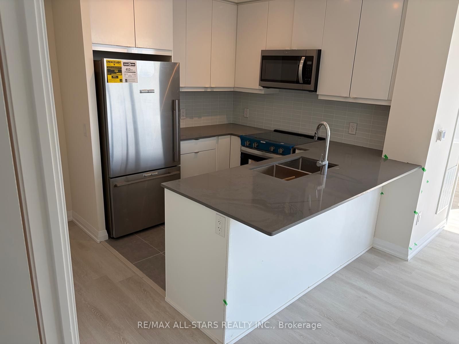 1124-3270 Sheppard Avenue E, Toronto, ON, M1T 3K3 photo 3