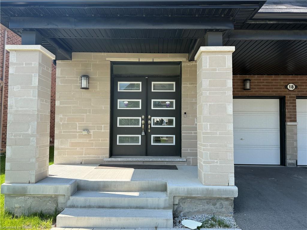 18 Dolucci Crescent, Brampton, ON, L7A 5E9 photo 3