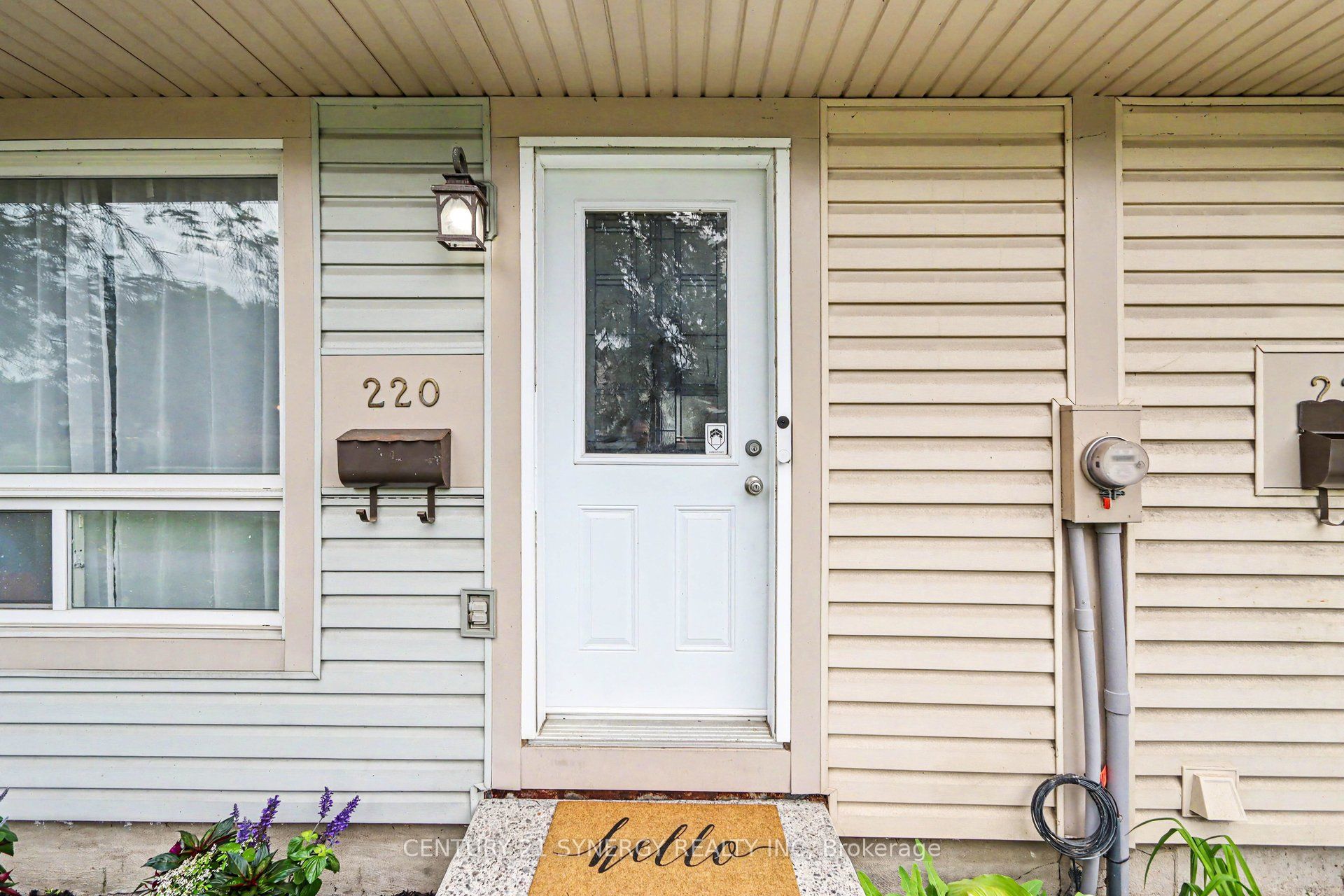 Additional image 3 of 220 Millroad Way, Ottawa, ON, K1E 2C9