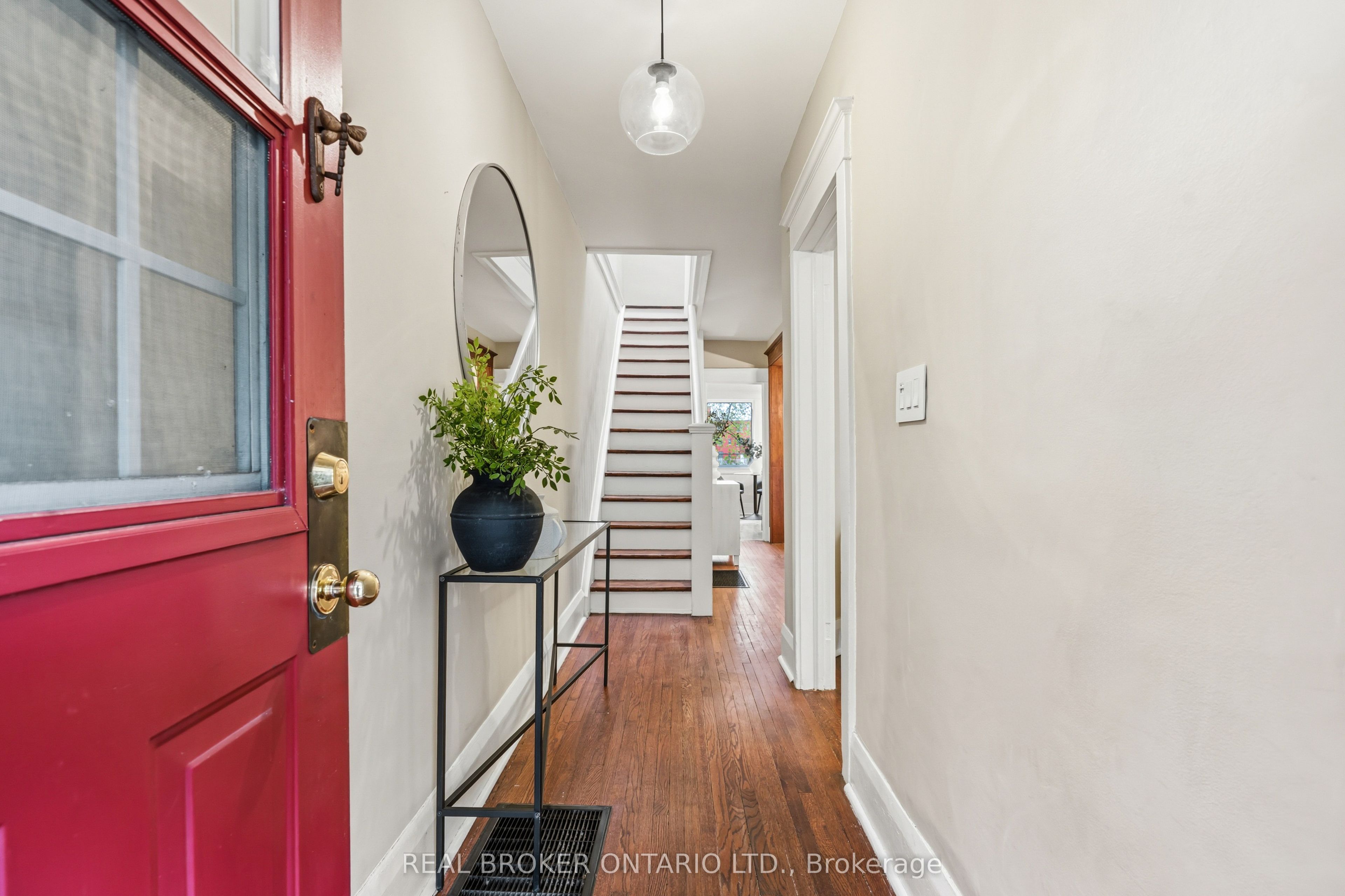 136 Blantyre Avenue, Toronto, ON, M1N 2R5 photo 3