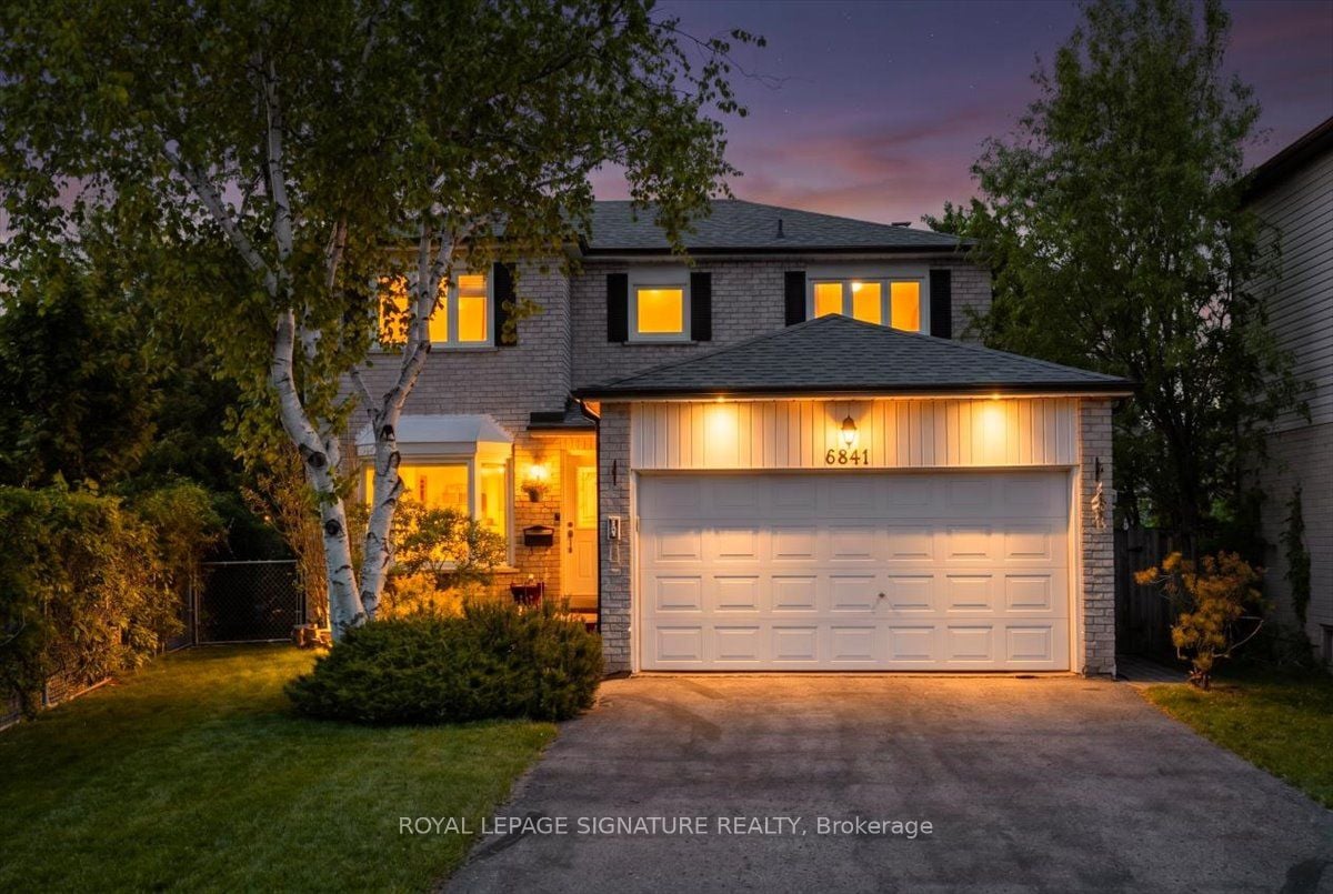 6841 Markwood Place, Mississauga, ON, L5N 4K7