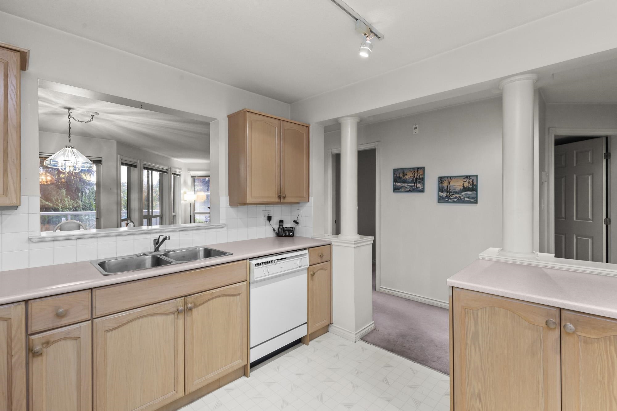 208-2575 Ware Street, Abbotsford, BC, V2S 3E2 photo 4