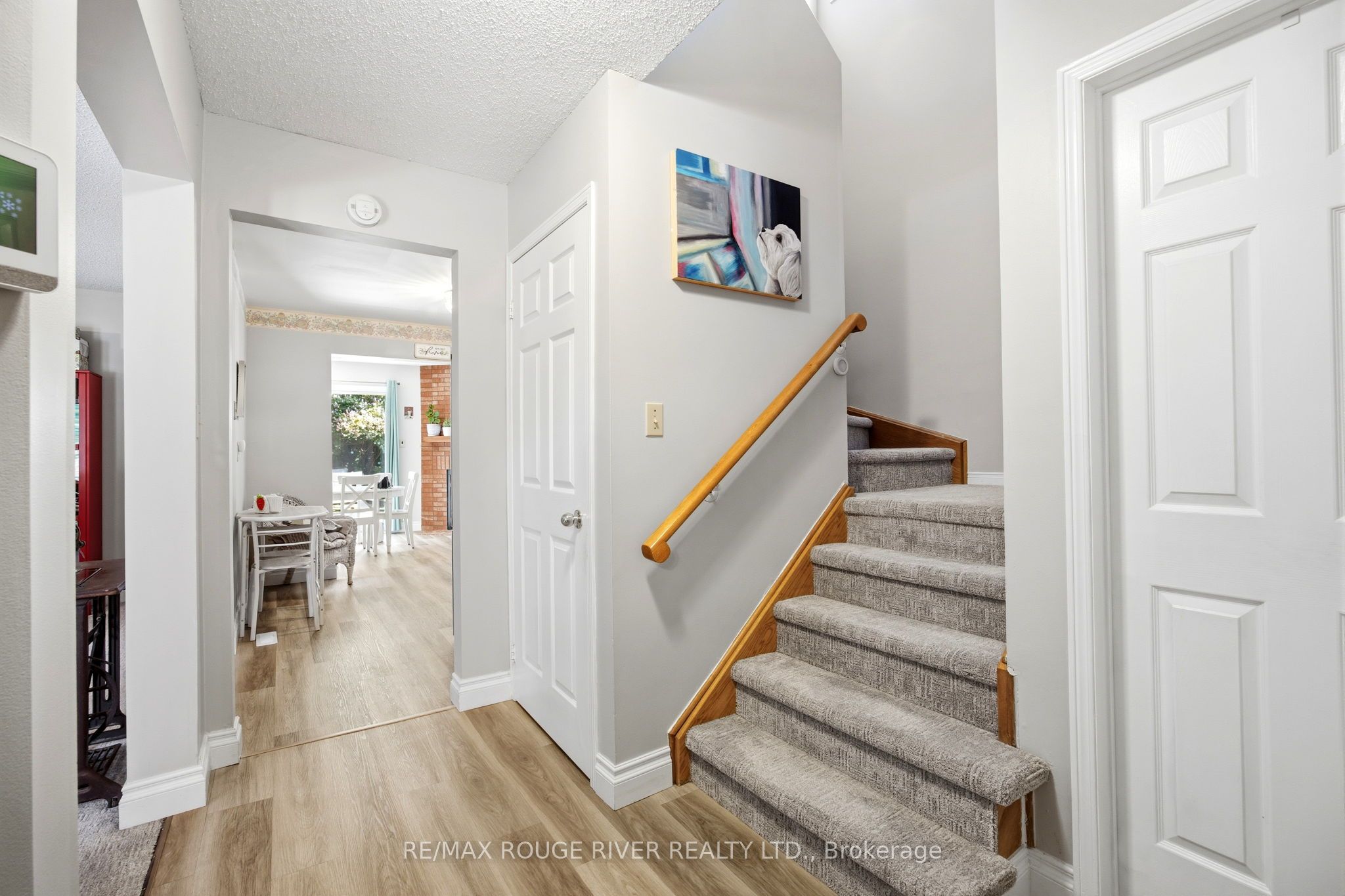 25 Cobblestone Drive, Whitby, ON, L1R 2A4 photo 5