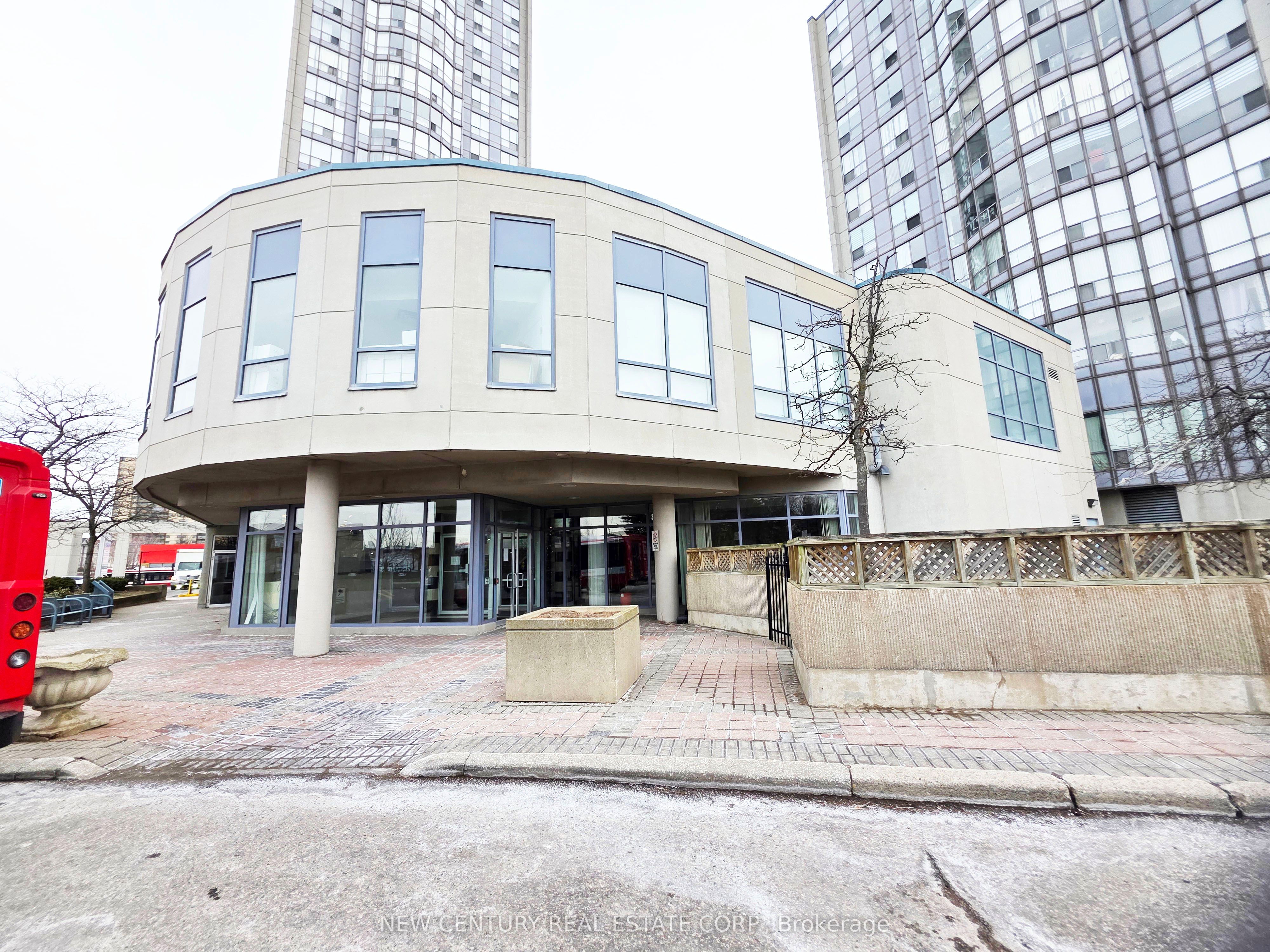 801-1470 Midland Avenue, Toronto, ON, M1P 4Z4