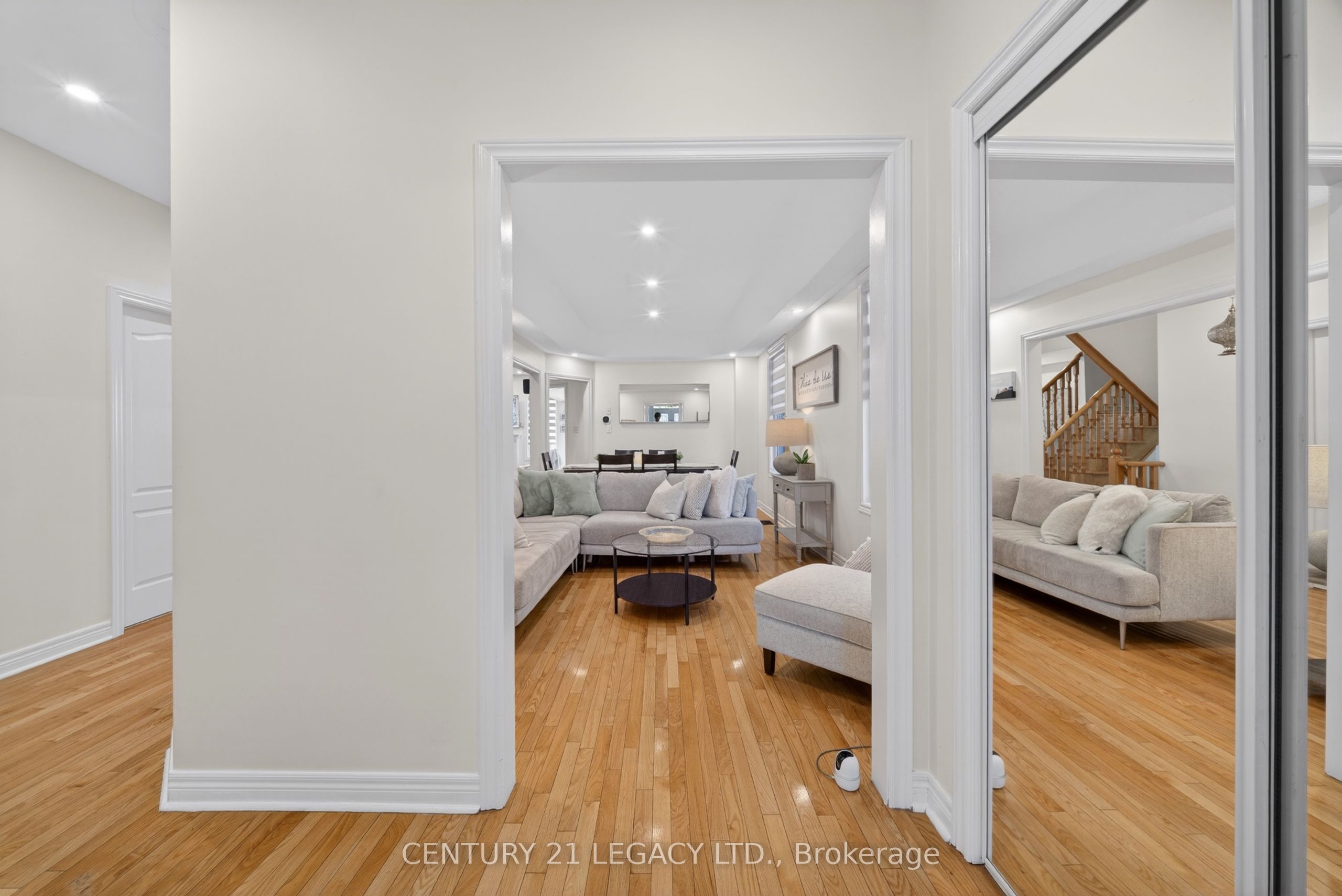 12 Aria Lane, Brampton, ON, L6S 6J5 photo 5