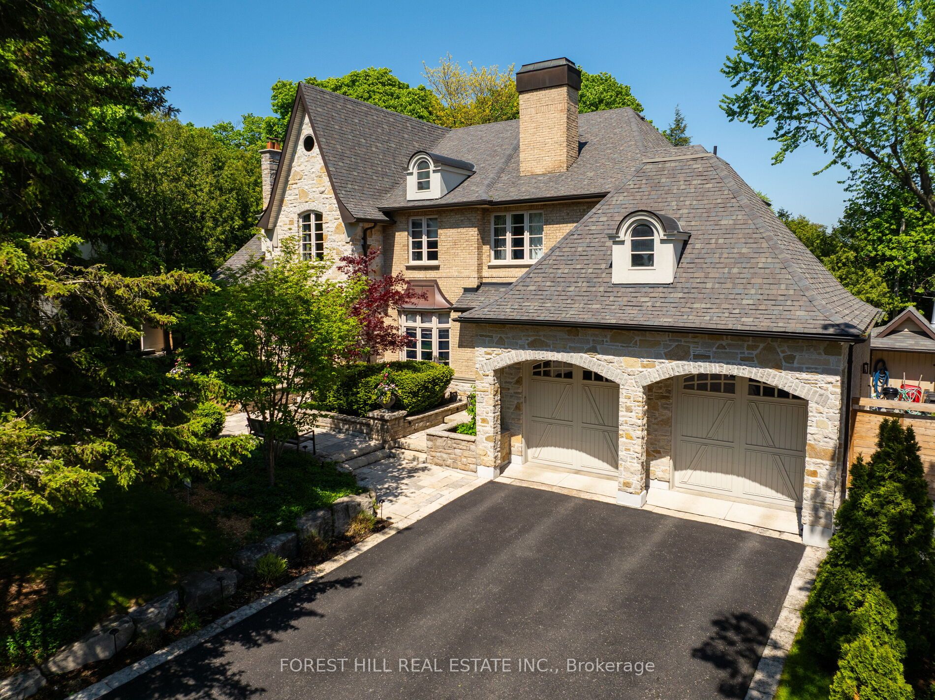 14 Denewood Crescent, Toronto, ON, M3B 1M5