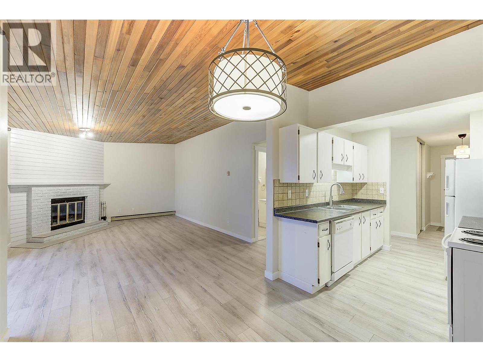 Additional image 3 of 209-240 Mcintosh Road, Kelowna, BC, V1X2C4