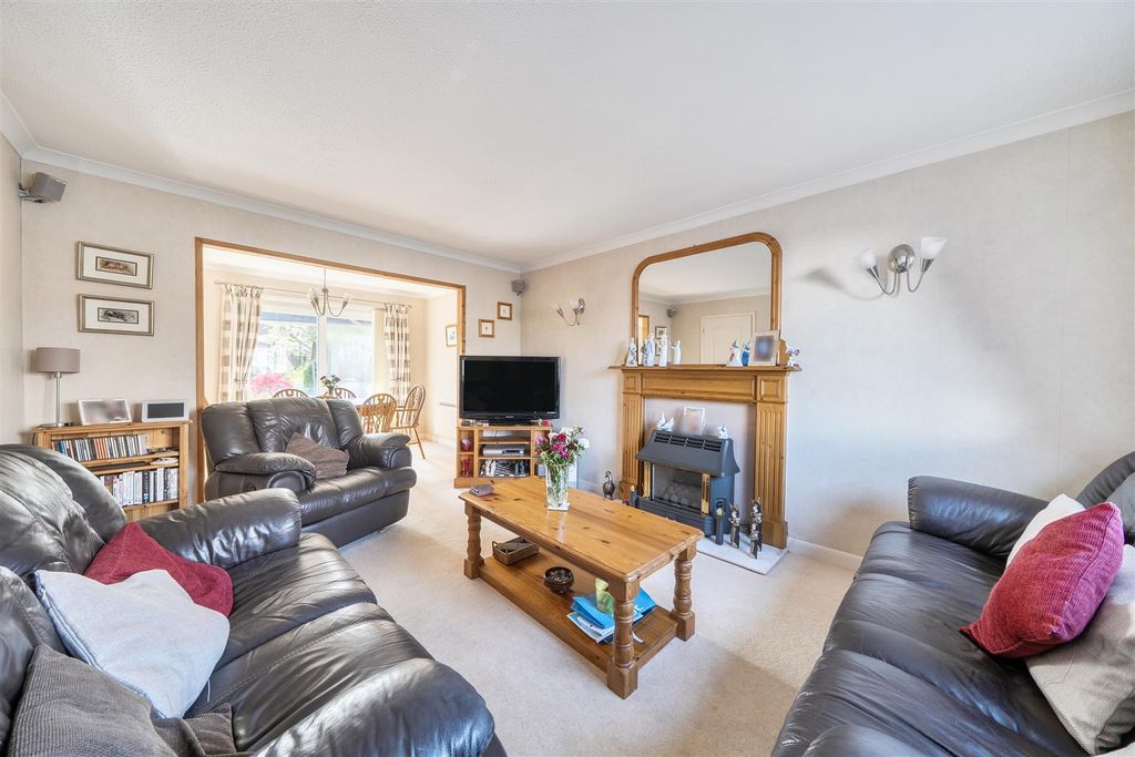 Additional image 2 of 4 bed detached house for saleBeaufort Avenue, Midsomer Norton, Radstock BA3