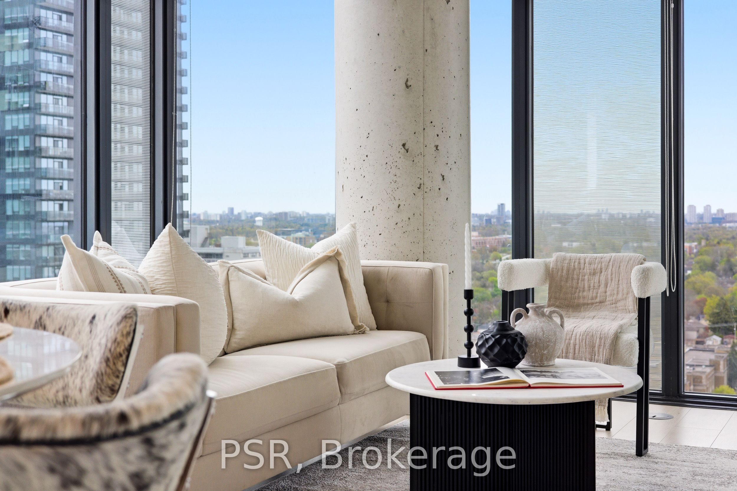 2005-161 Roehampton Avenue, Toronto, ON, M4P 0C8 photo 3