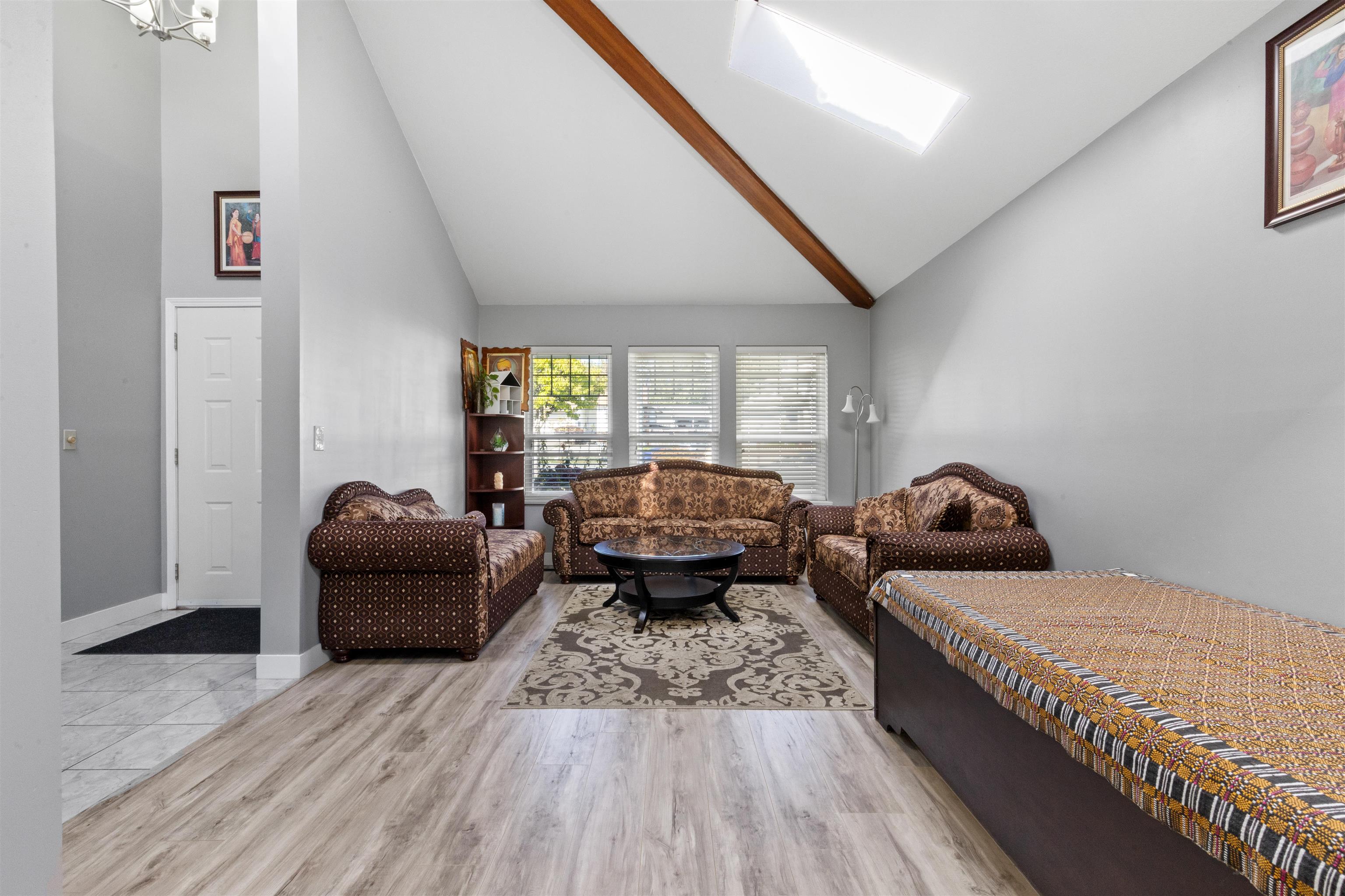 Additional image 5 of 13278 98 Avenue, Surrey, BC, V3T 5M9