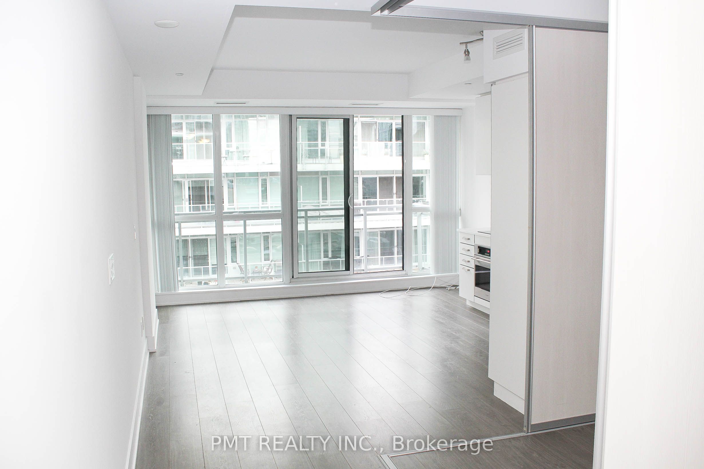 709-508 Wellington Street W, Toronto, ON, M5V 0K8 photo 3