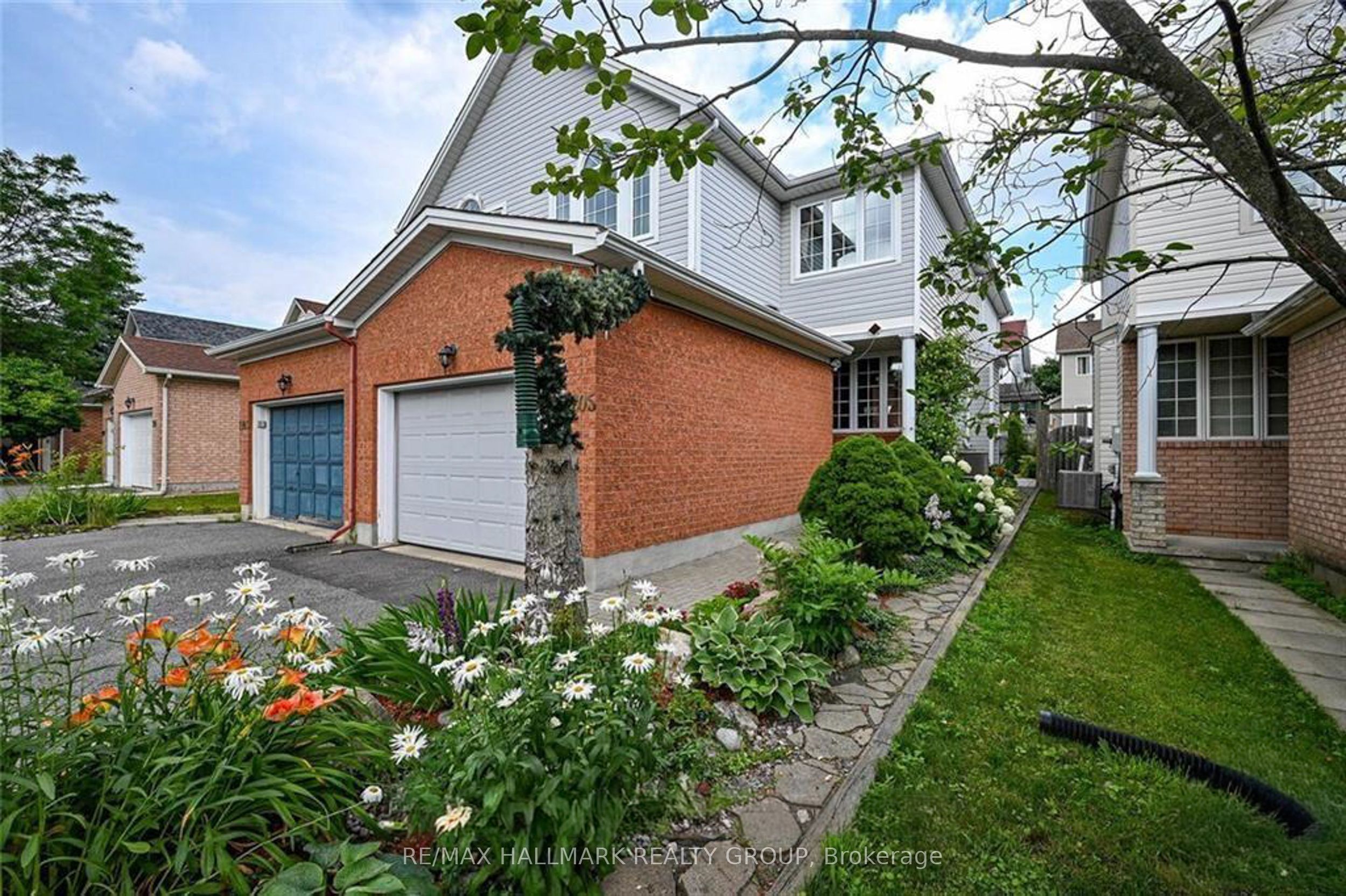 Additional image 2 of 1205 Clyde Avenue, Ottawa, ON, K2C 1Y3