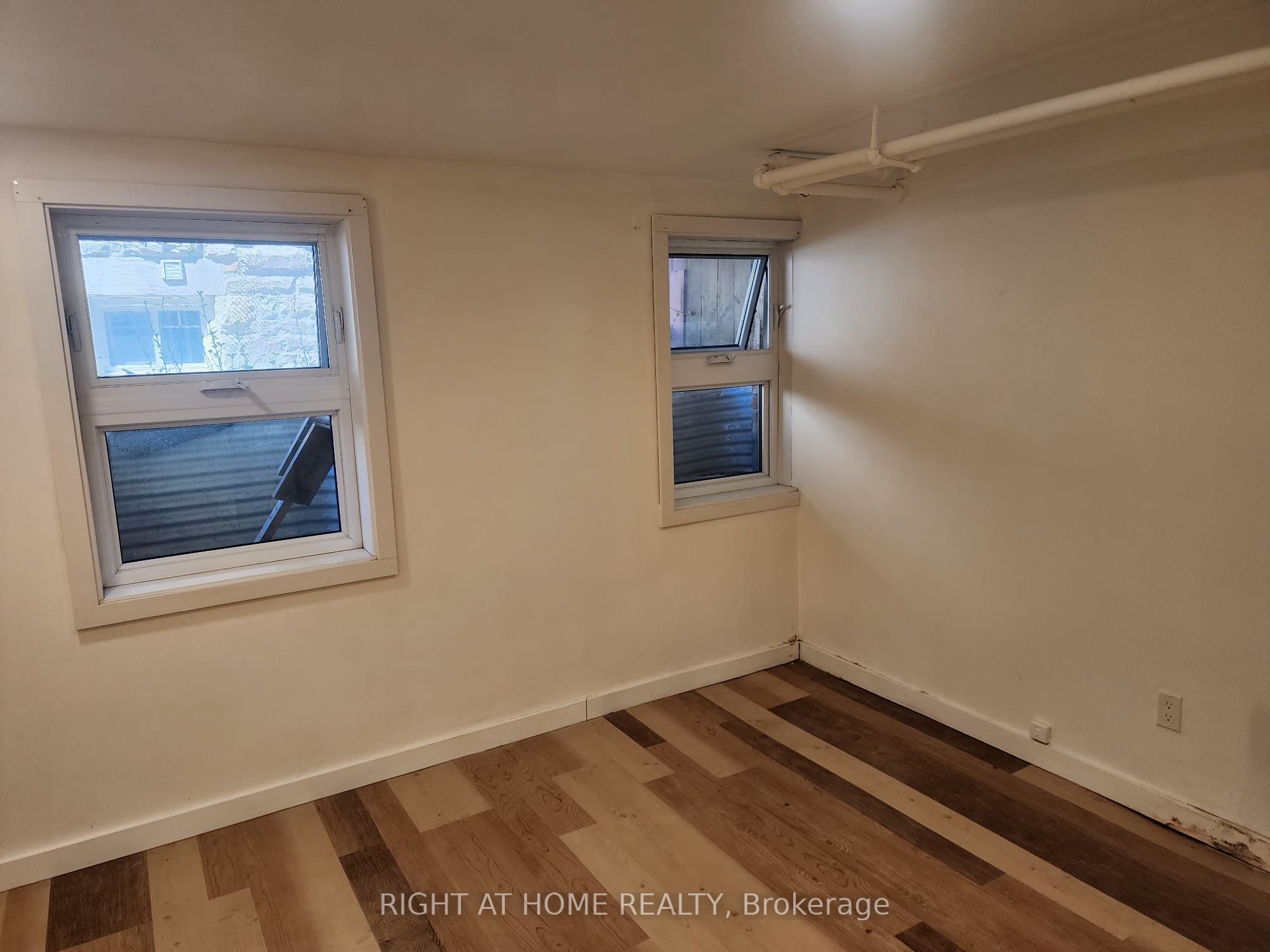 unit B2-32 High Park Blvd Boulevard, Toronto, ON, M6R 1M7 photo 5