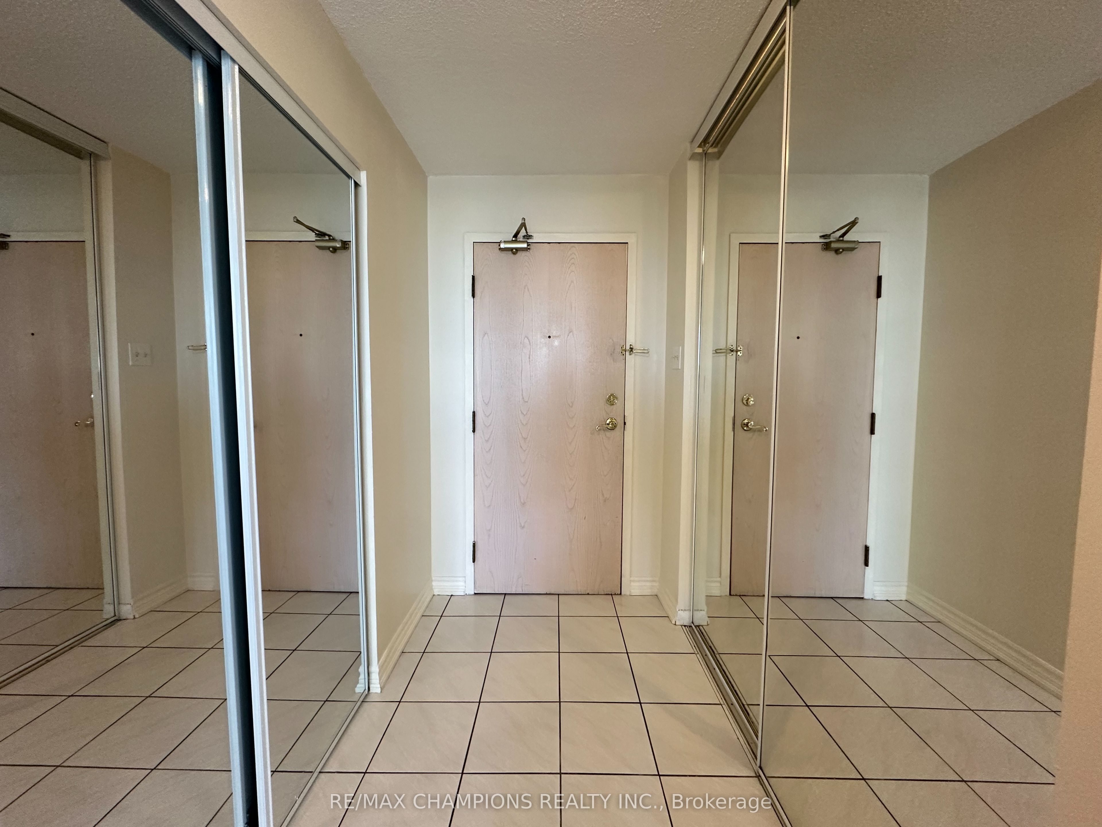 Additional image 5 of 1204-400 Webb Drive, Mississauga, ON, L5B 3Z7