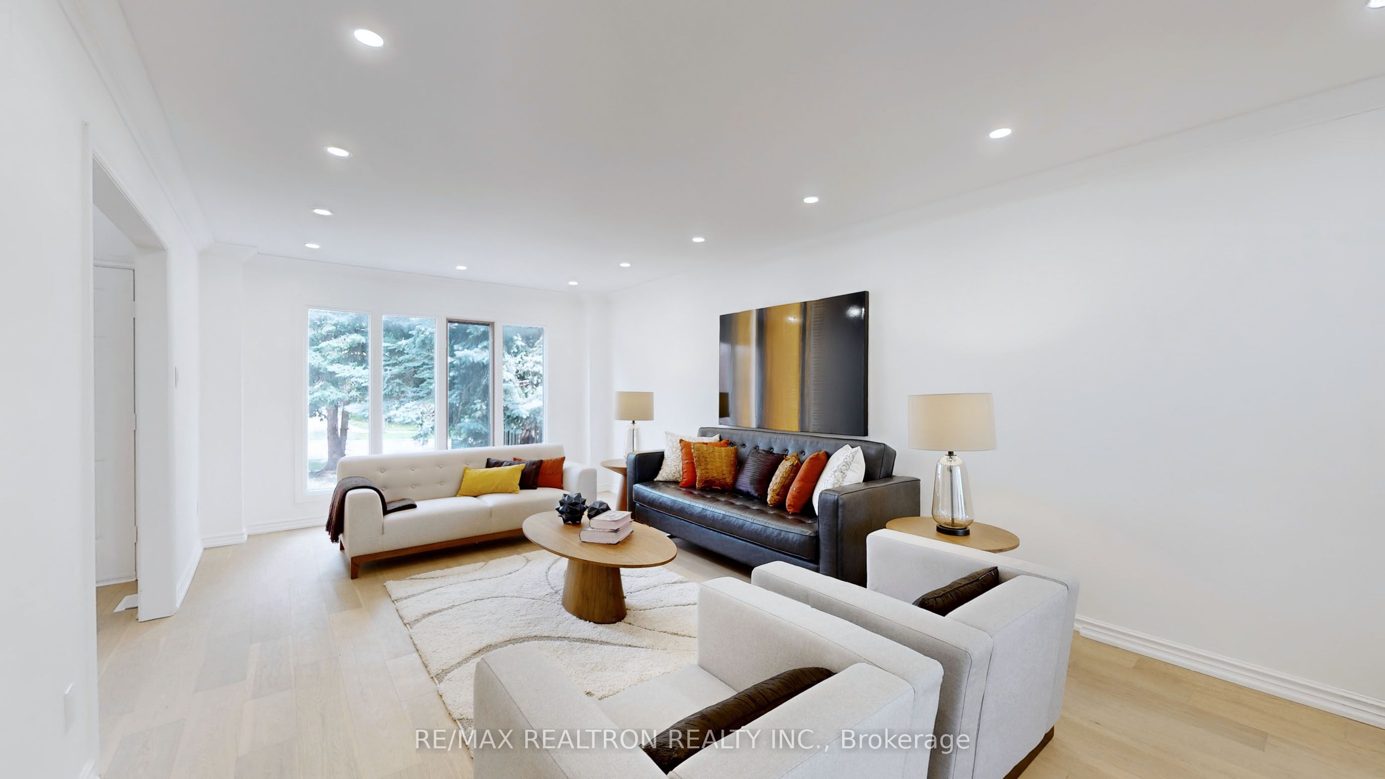 54 Central Park Drive, Markham, ON, L3P 7E4 photo 2