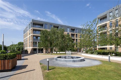 Levett Square, Kew TW9