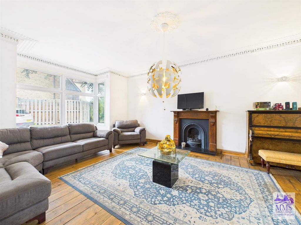Additional image 7 of 6 bed detached house for saleLondon Road, Strood, Rochester ME2