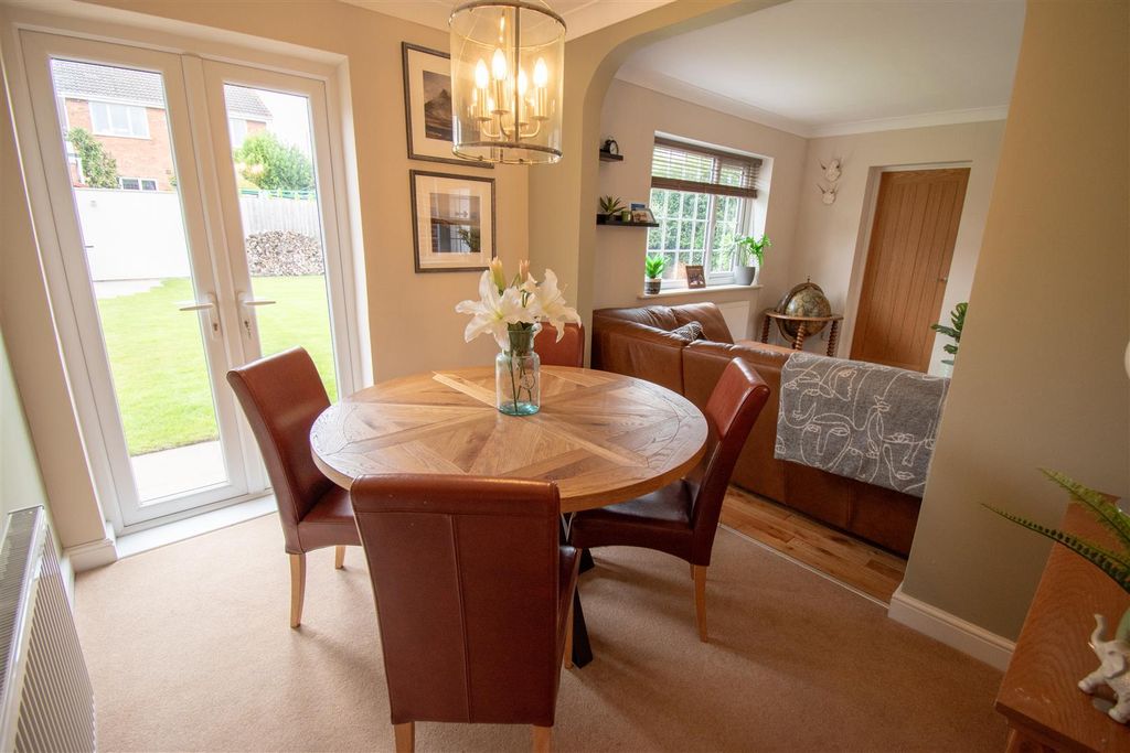 Additional image 10 of 5 bed detached house for saleMilldale Close, Marehay, Ripley DE5