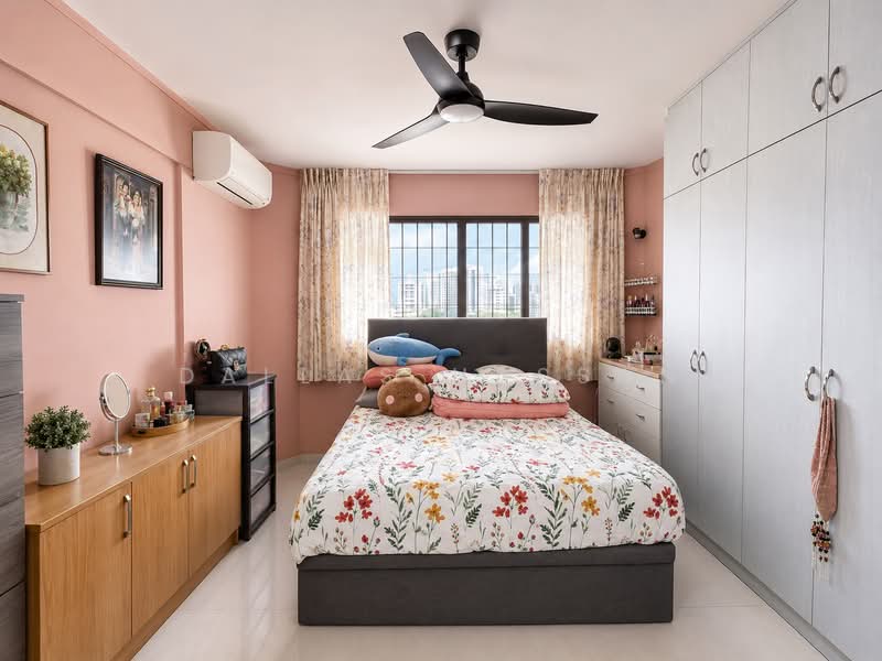 238 Jurong East Street 21 photo 2
