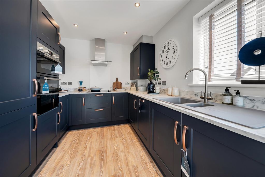 Additional image 4 of 3 bed detached house for saleLeaside, Weymouth DT3