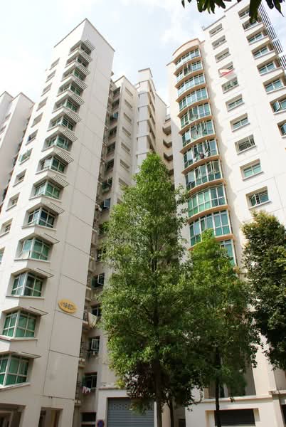 196D Punggol Field photo 4