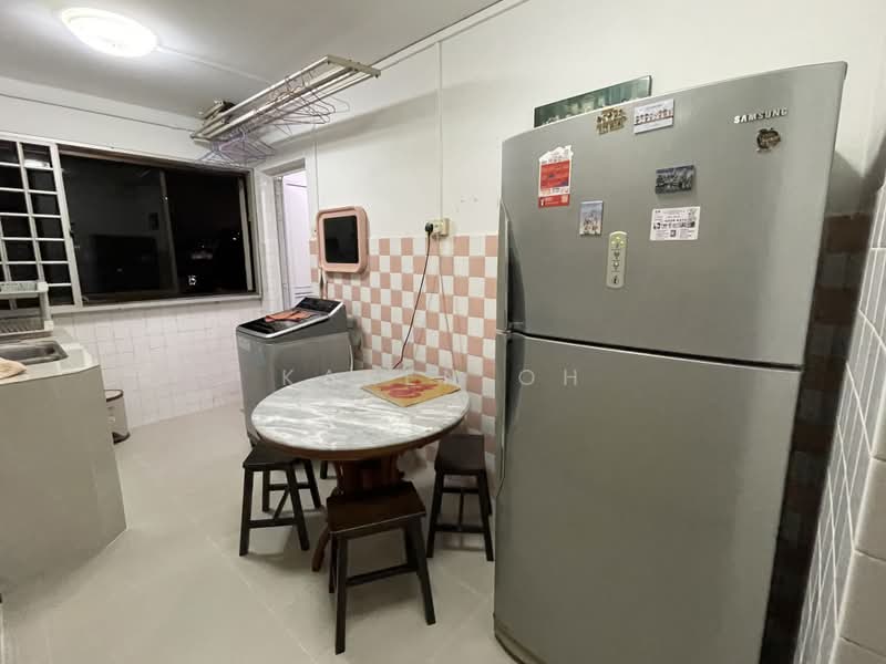 836 Tampines Street 82 photo 5