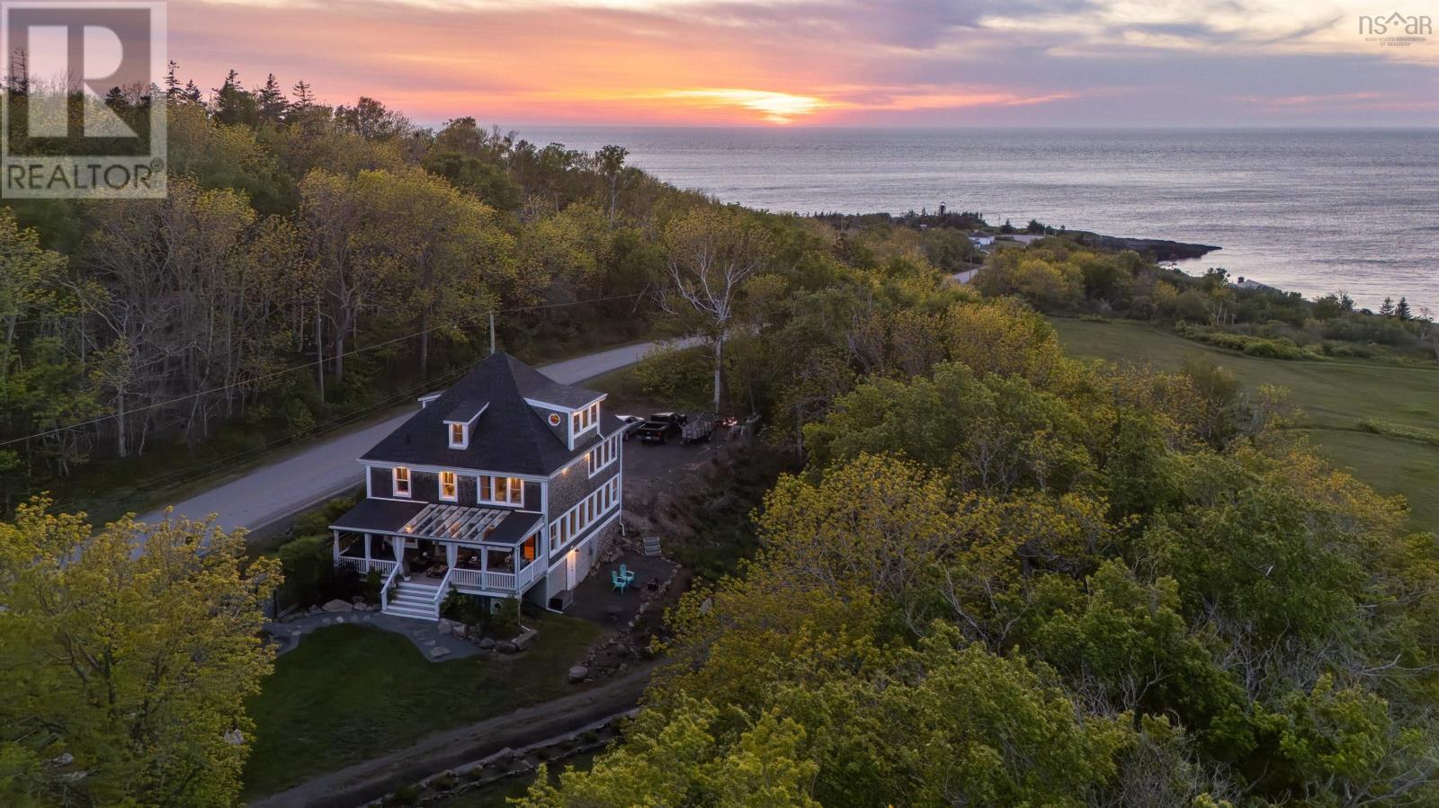 1334 Lighthouse Road