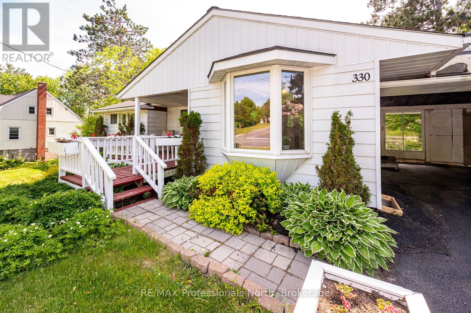 330 MANITOBA STREET