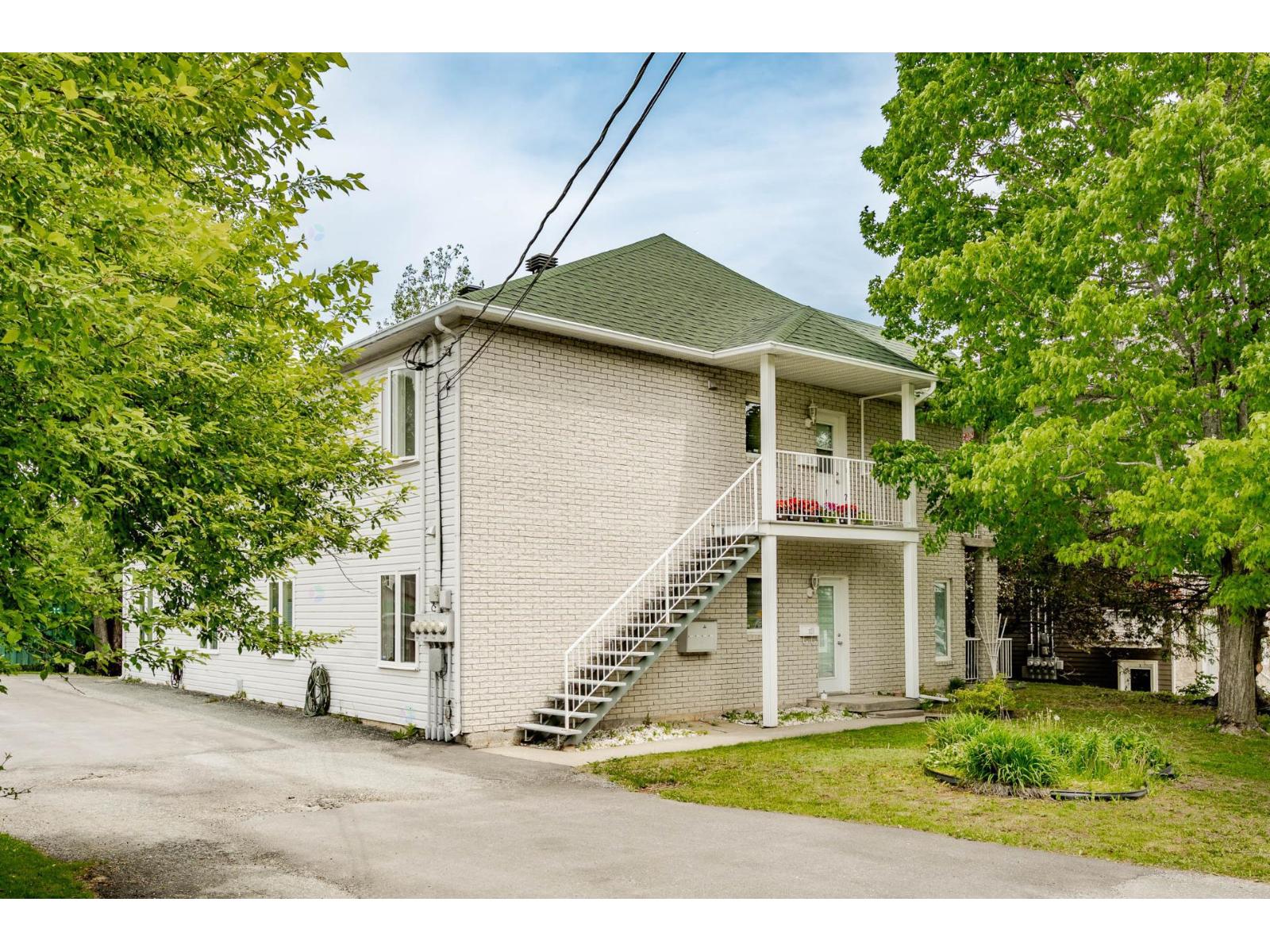 219 Rue Darche