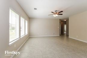 Additional image 3 of 8020 Quartz Lane, Texas City, TX, 77591