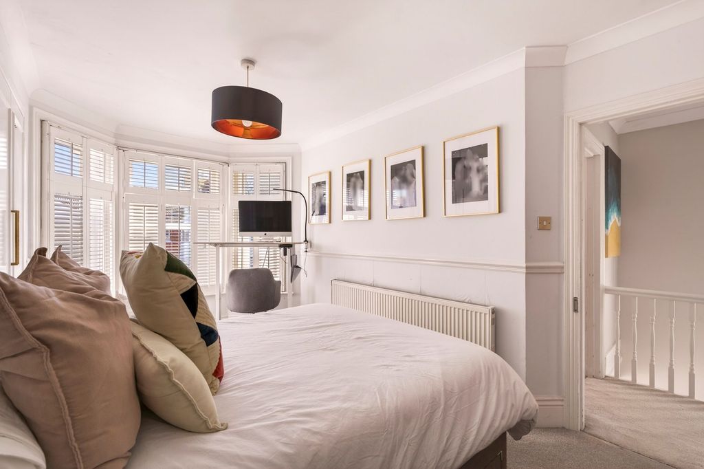 Additional image 19 of 3 bed semi-detached house for saleSt. Elmo Road, Worthing BN14