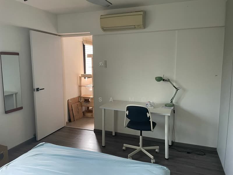 308 Clementi Avenue 4 photo 3