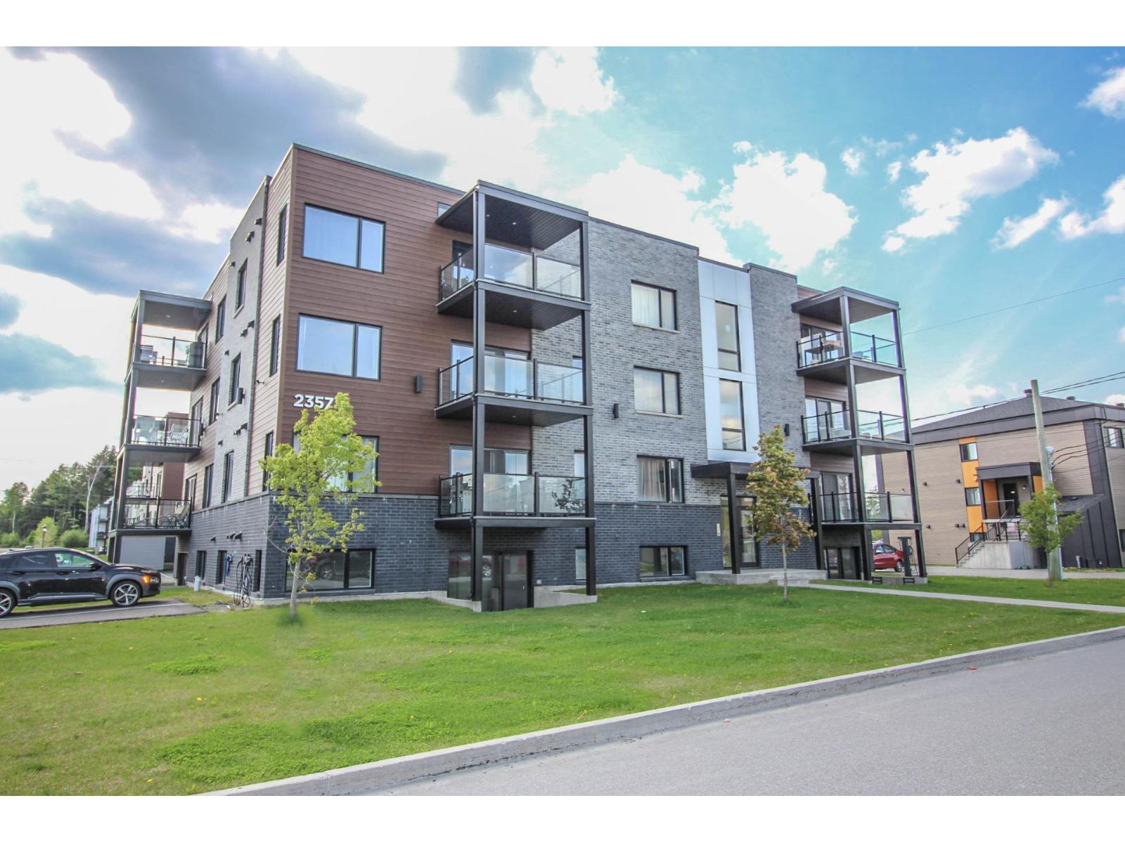 2357 Rue Harold-Cooke
