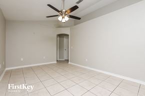 662 ARMADILLO DRIVE, DELTONA, FL, 32725 photo 2