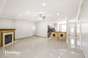 12665  N Ashglen Drive, Jacksonville, FL, 32224 photo 4