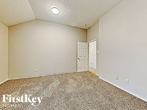 5611 Chimney Rock Dr, Arlington, TX, 76017 photo 2