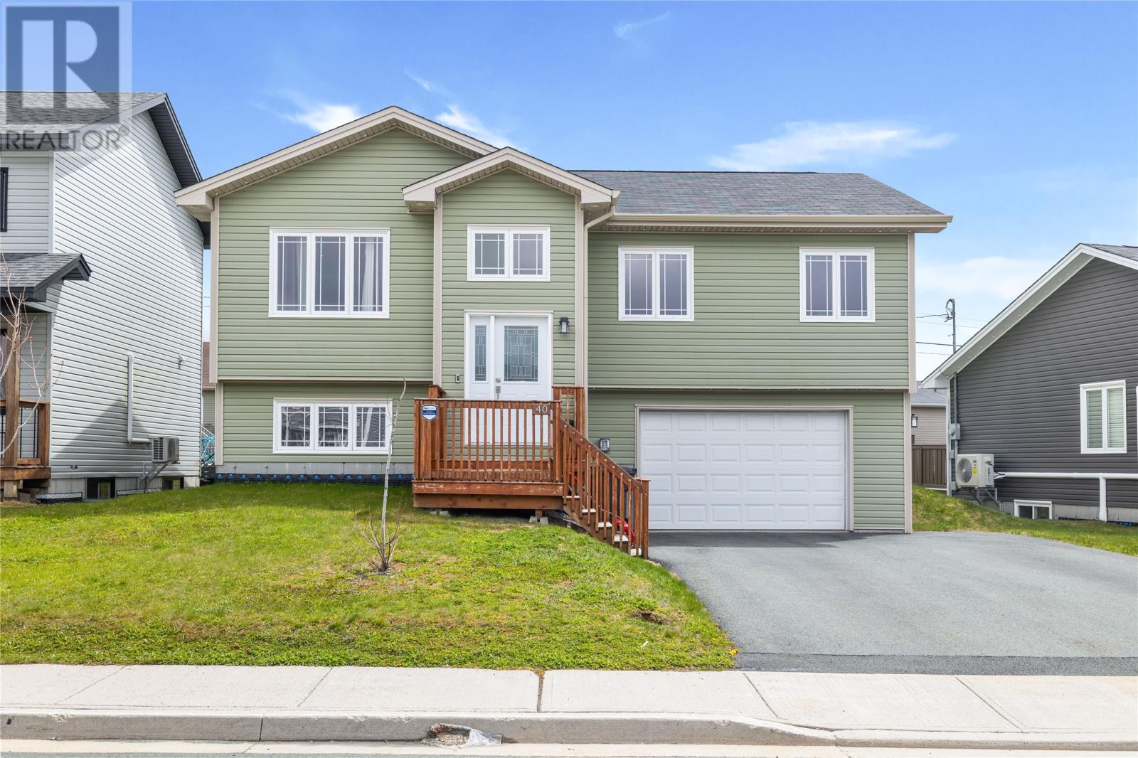 40 Finlaystone Drive