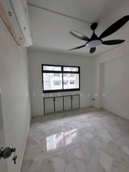 WOODLANDS AVENUE 4 photo 2