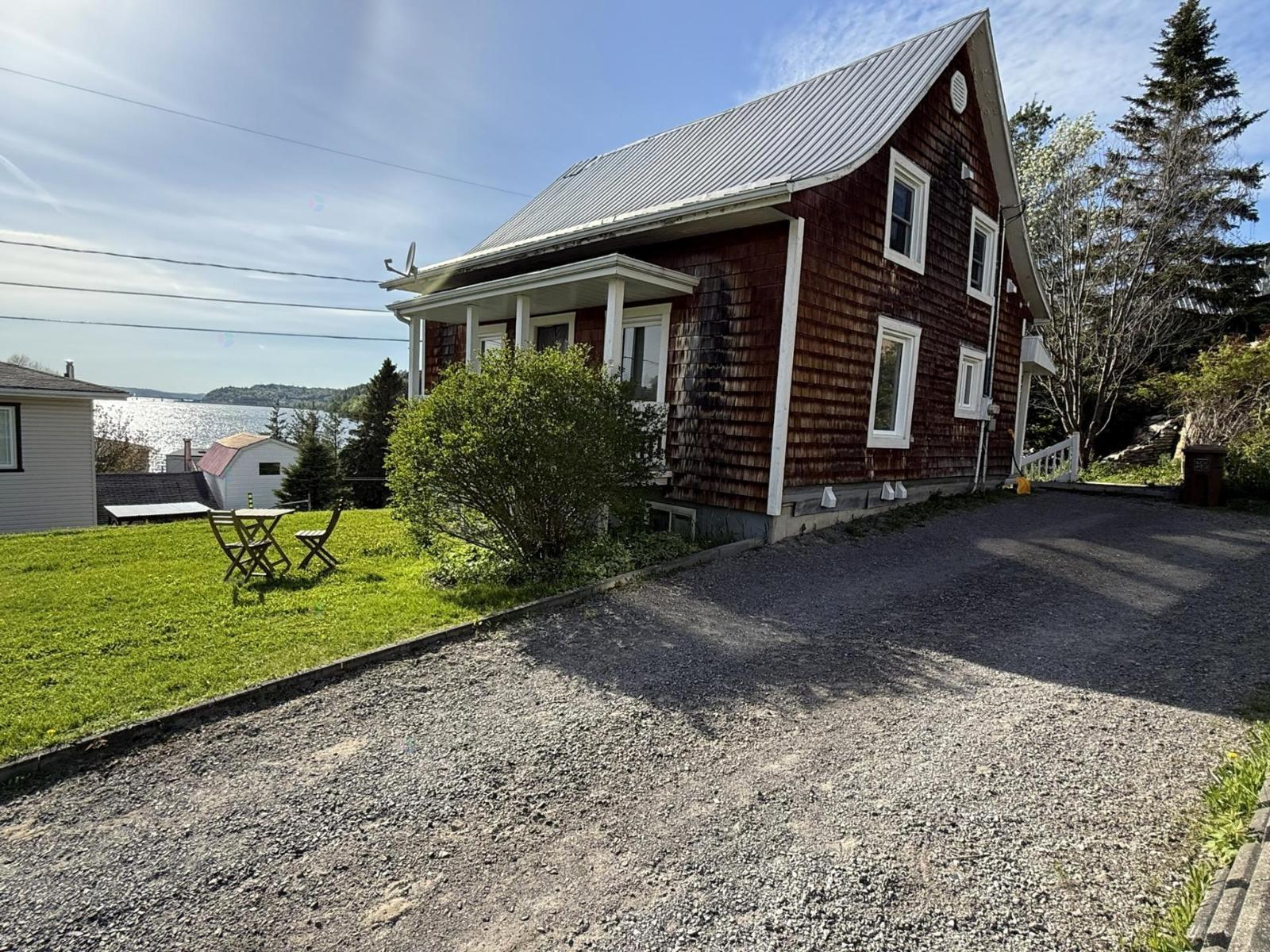 57-59 Rue St-Isidore