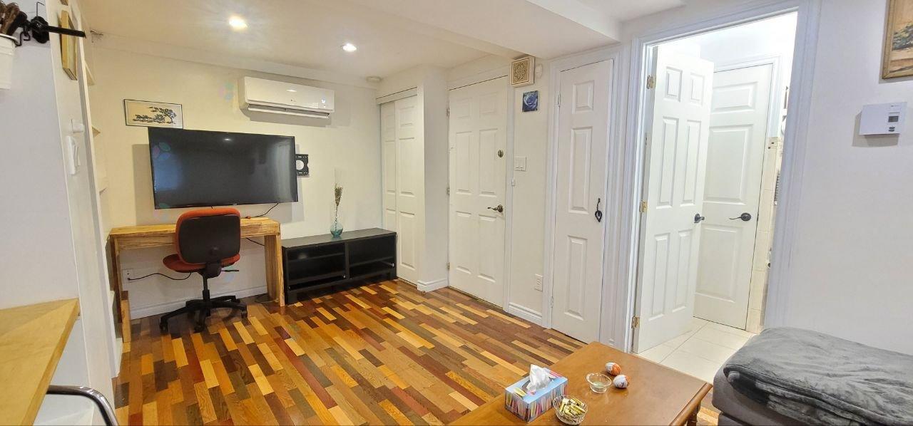 5287A Boul. Cavendish