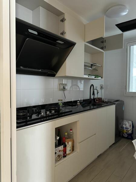 24 Woodlands Drive 16 photo 5