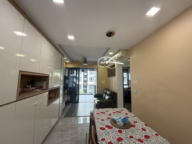 160 Canberra Drive
