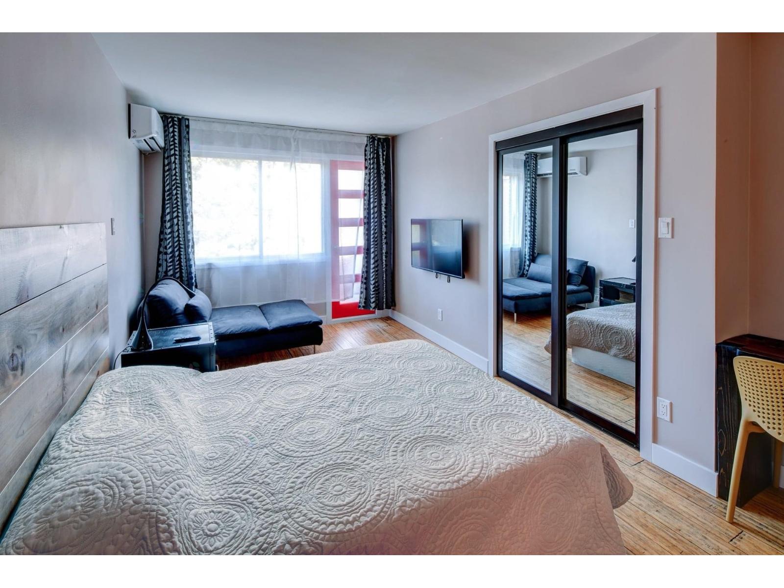 2450 Rue Parthenais