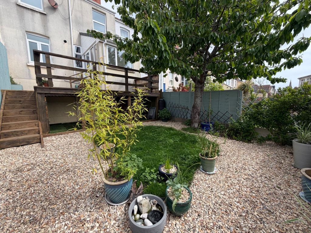 Additional image 15 of 3 bed terraced house for saleCassiobury Road, Weymouth DT4