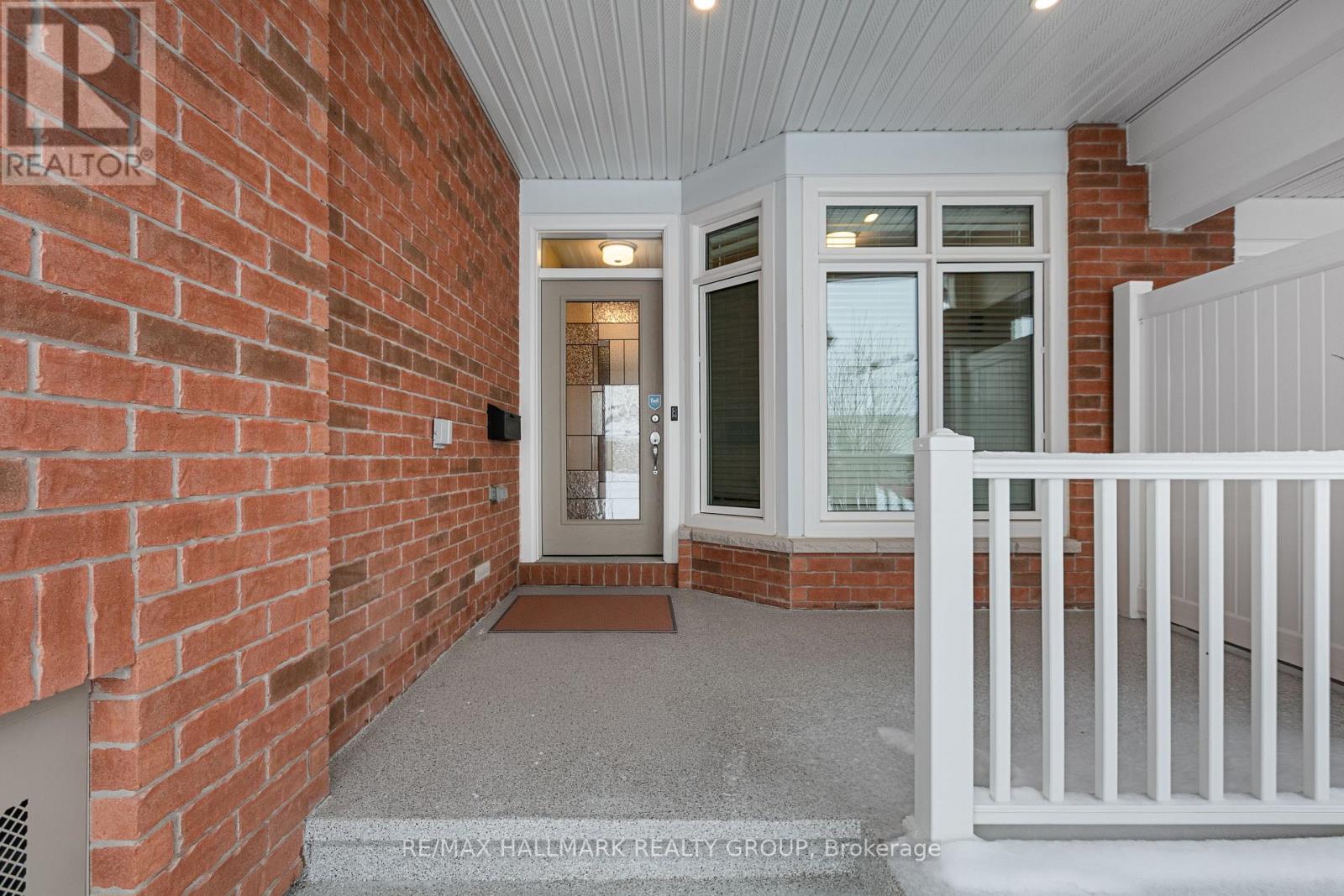 66 KAYENTA STREET W
