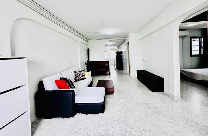 305 Clementi Avenue 4 photo 3